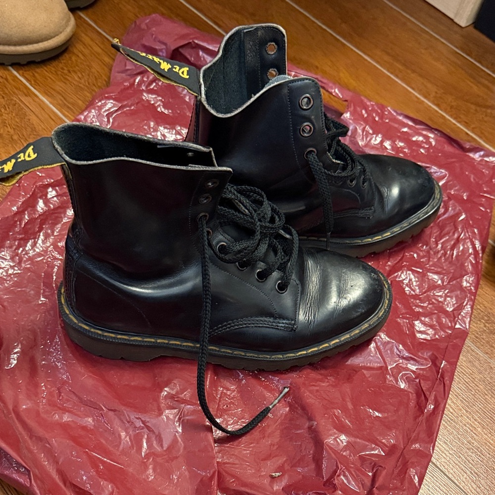 Vintage 1990s Doc Martens - UK size 4